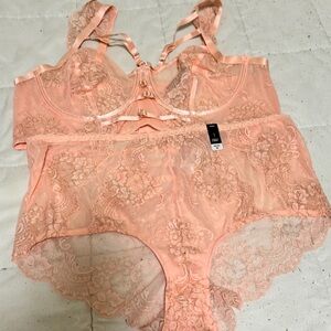 Torrid bra size 3 panty size 3 selling brand new.Lose weight can’t fit